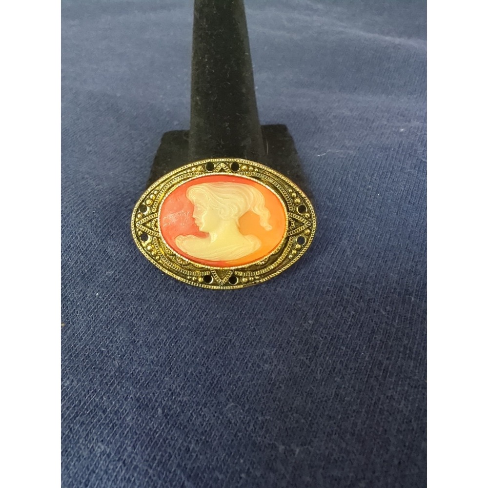 Vintage Left-Facing Cameo Pendant Pin Brooch‎